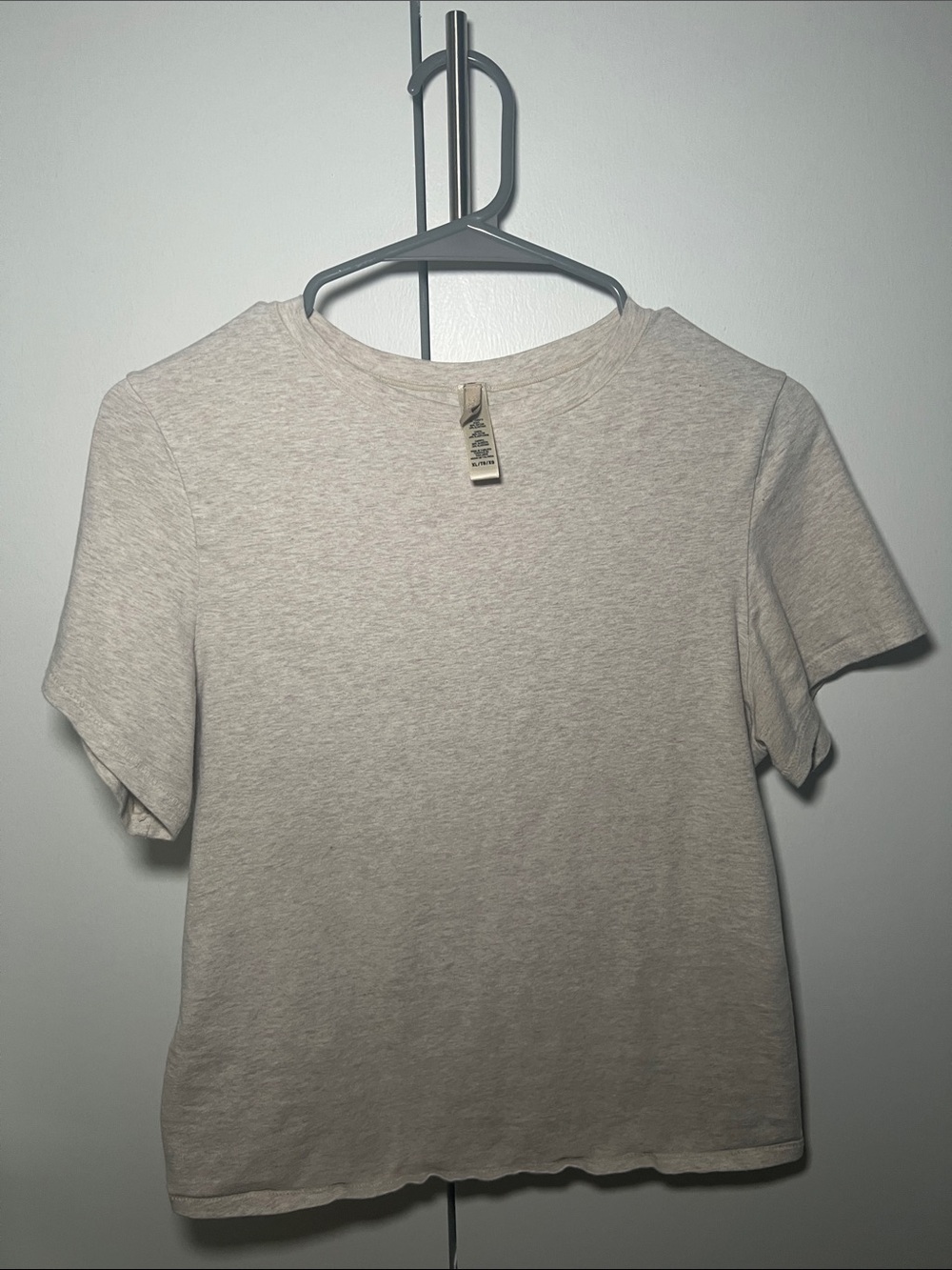 SKIMS Short Sleeve Crewneck Tee in Light Beige/Cream